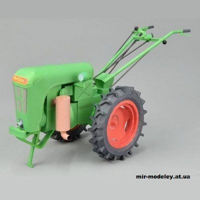 1032 odnoosnyj minitraktor holder e11 mondorfer bastelbogen iz bumagi razvertka shablon papercraft skachat besplatno mir bumazhnogo modelirovanij d37e679.jpg