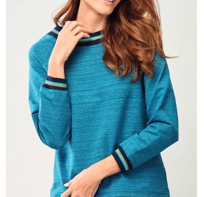 vykrojka svitshota zhenskogo rukavami reglan r8 18uk pdf skachat besplatno 42aeab6.jpg